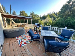 Enchanting Getaway Farmhouse And Tiny House Duo